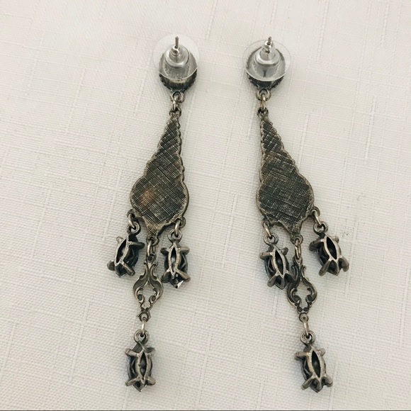 Earrings~Iridescent Blue Long / Host Pick - Picture 12 of 16